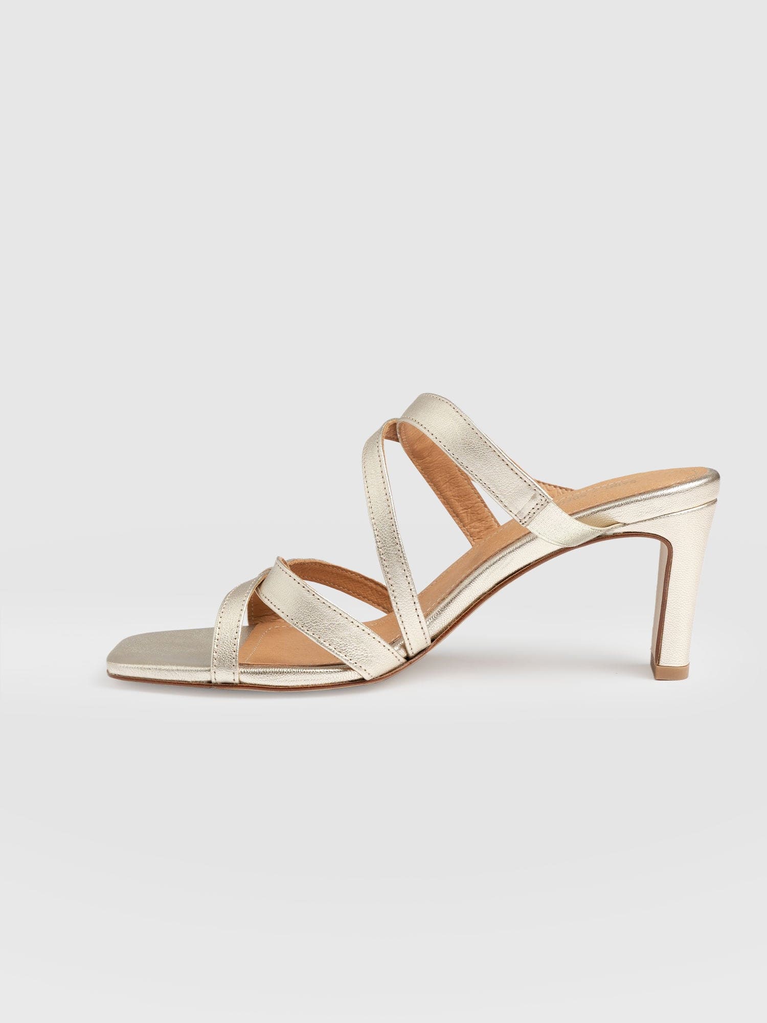 Sara Cross Over Heeled Mules Gold - Women's Leather Boots | Saint + Sofia® EU